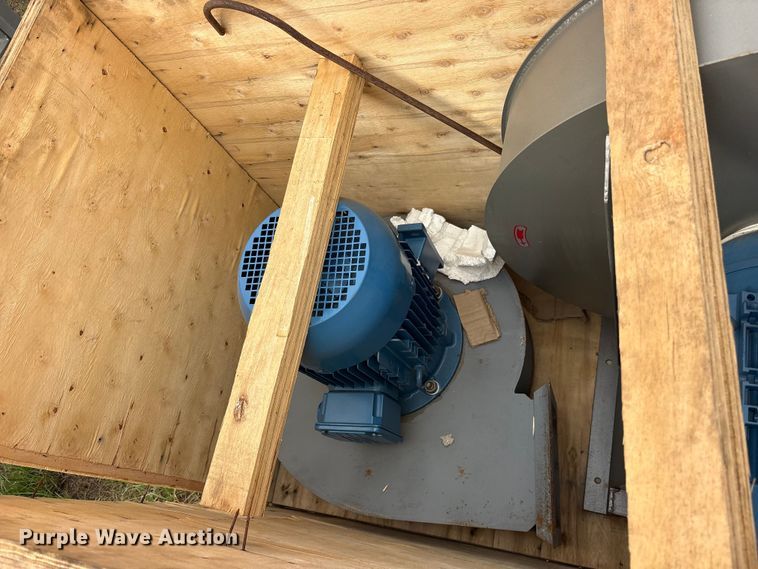 image for item ES8203 (8) WEG blowers
