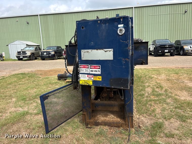 image for item ES8207 Wood chip baler