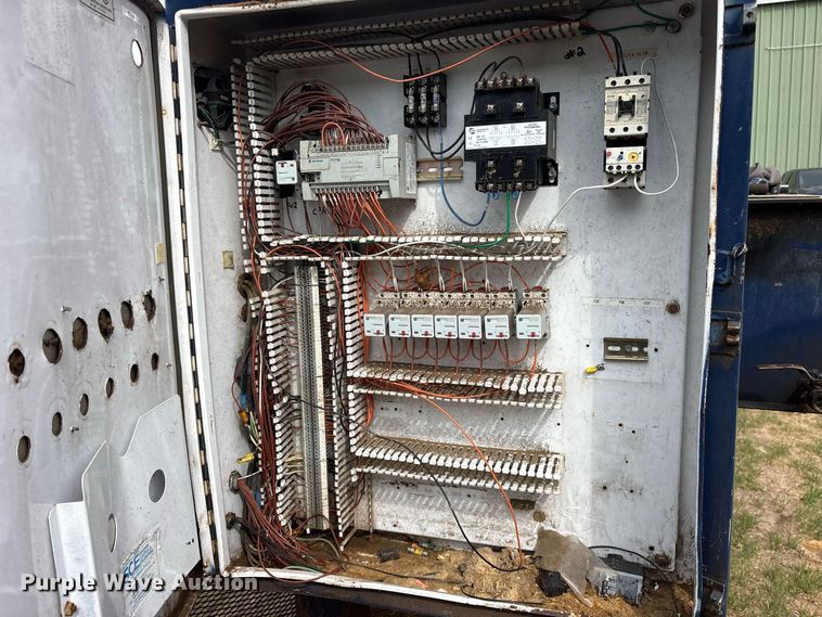 image for item ES8207 Wood chip baler