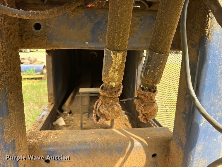 image for item ES8207 Wood chip baler