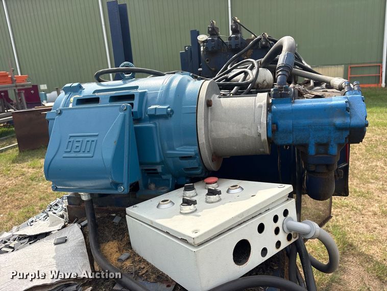 image for item ES8207 Wood chip baler