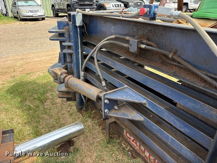 image for item ES8207 Wood chip baler