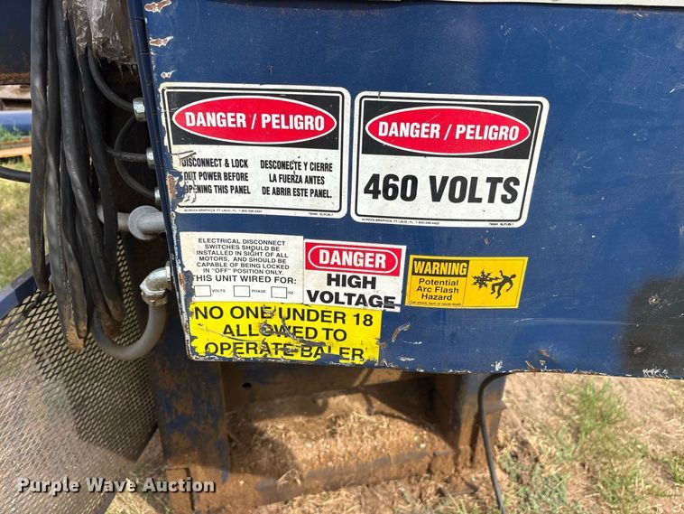 image for item ES8207 Wood chip baler