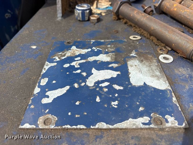 image for item ES8207 Wood chip baler
