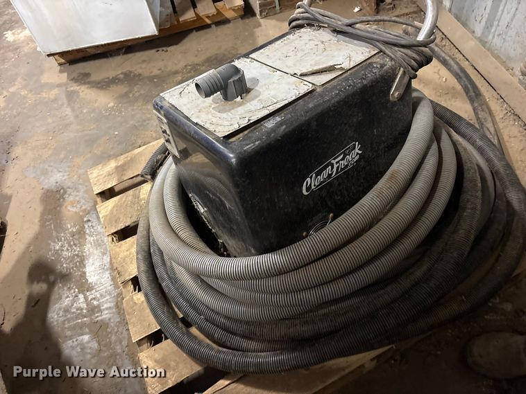 image for item ES8211 Clean Freak Wet vacuum wet vacuum
