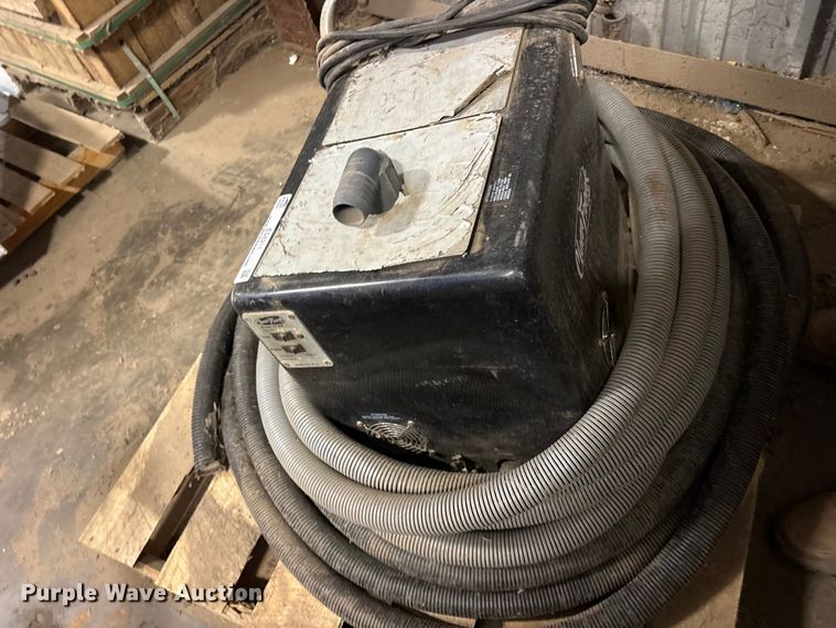 image for item ES8211 Clean Freak Wet vacuum wet vacuum