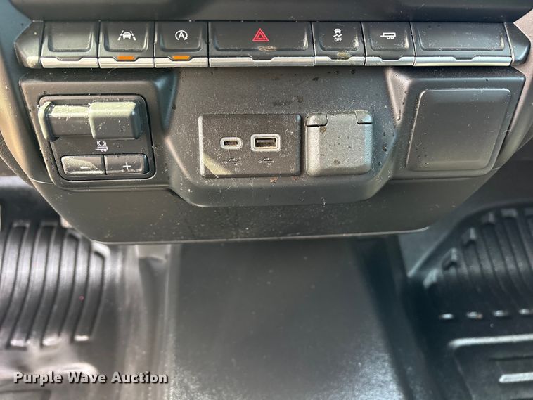 image for item ET0412 2023 Chevrolet Silverado 1500 Ext. Cab pickup truck