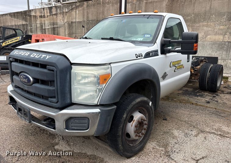 image for item ET7363 2014 Ford F550 truck cab and chassis