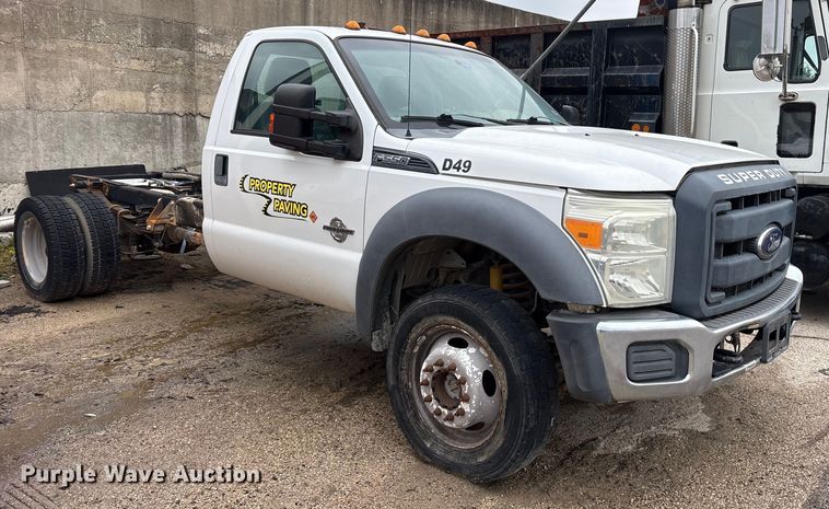 image for item ET7363 2014 Ford F550 truck cab and chassis