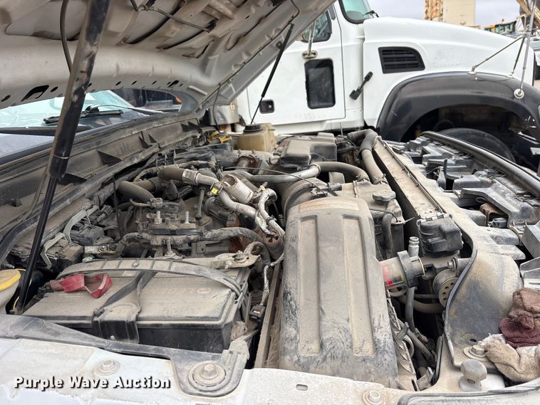 image for item ET7363 2014 Ford F550 truck cab and chassis