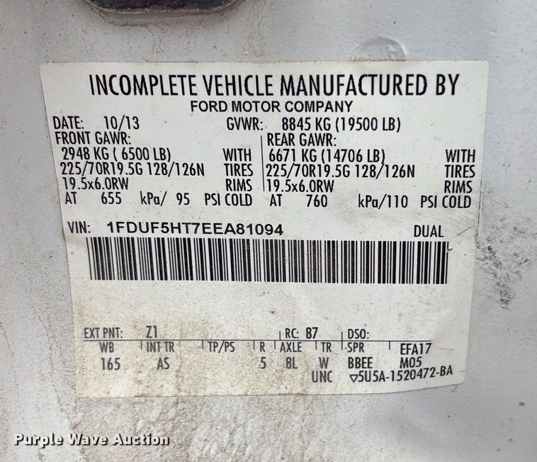 image for item ET7363 2014 Ford F550 truck cab and chassis