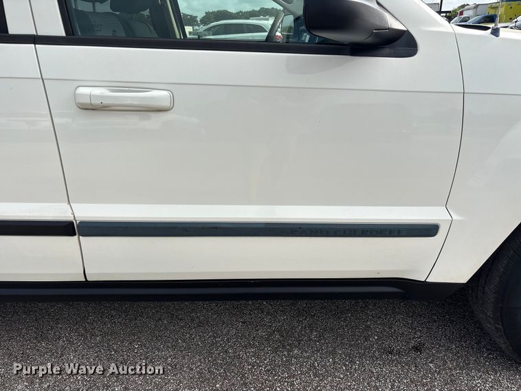 image for item EU0760 2008 Jeep Grand Cherokee SUV