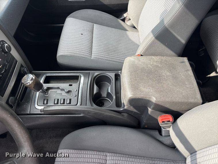 image for item EU0760 2008 Jeep Grand Cherokee SUV