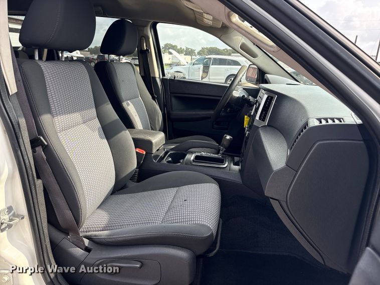 image for item EU0760 2008 Jeep Grand Cherokee SUV