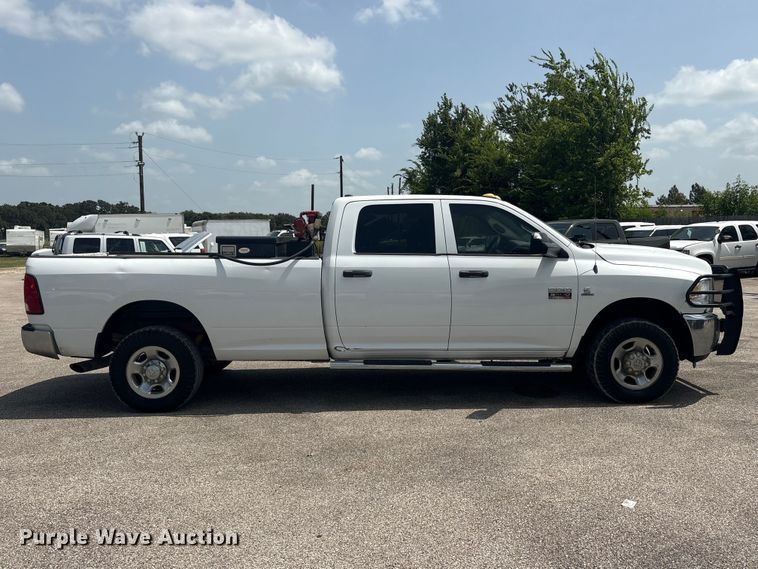 image for item EU0765 2012 Dodge Ram 3500 Crew Cab pickup truck