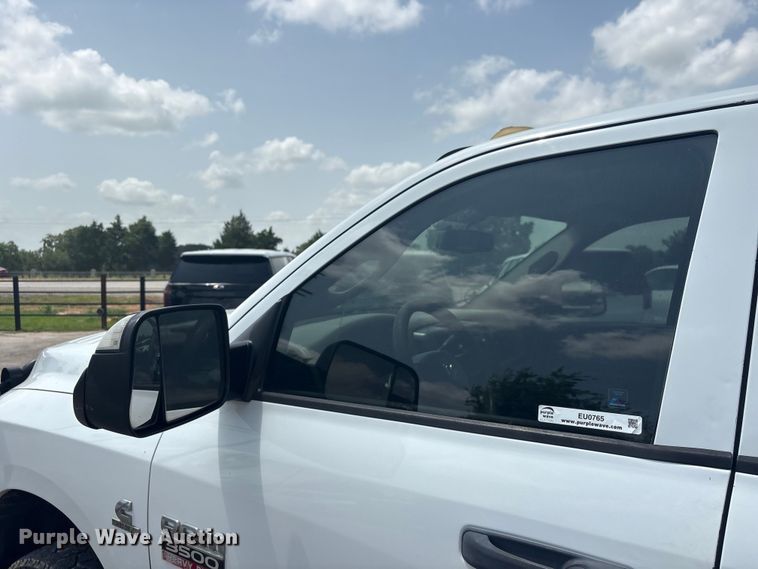 image for item EU0765 2012 Dodge Ram 3500 Crew Cab pickup truck