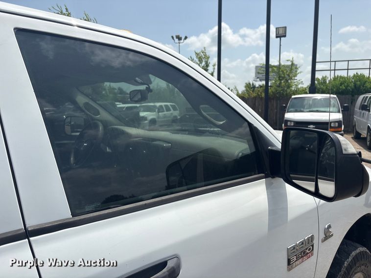 image for item EU0765 2012 Dodge Ram 3500 Crew Cab pickup truck
