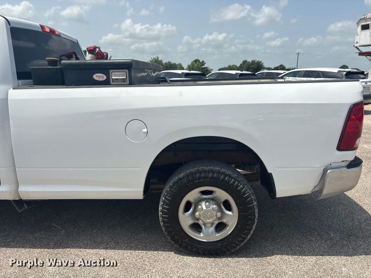 image for item EU0765 2012 Dodge Ram 3500 Crew Cab pickup truck