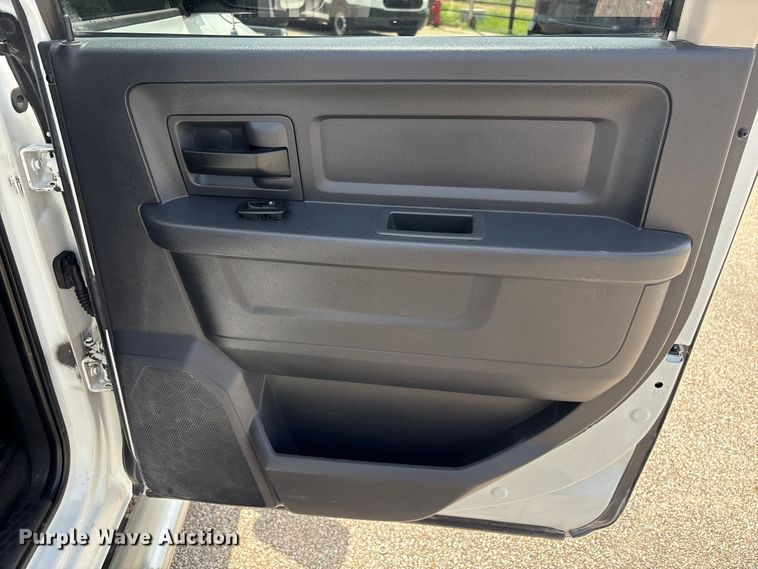 image for item EU0765 2012 Dodge Ram 3500 Crew Cab pickup truck