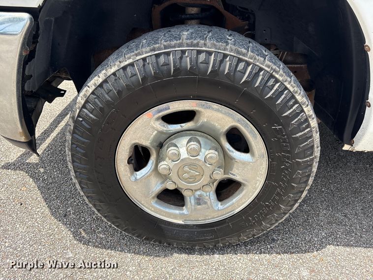 image for item EU0765 2012 Dodge Ram 3500 Crew Cab pickup truck