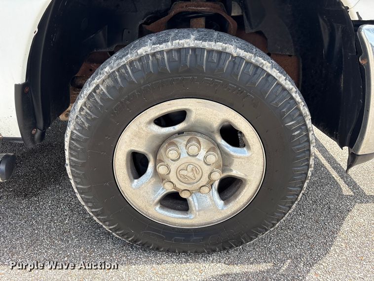 image for item EU0765 2012 Dodge Ram 3500 Crew Cab pickup truck