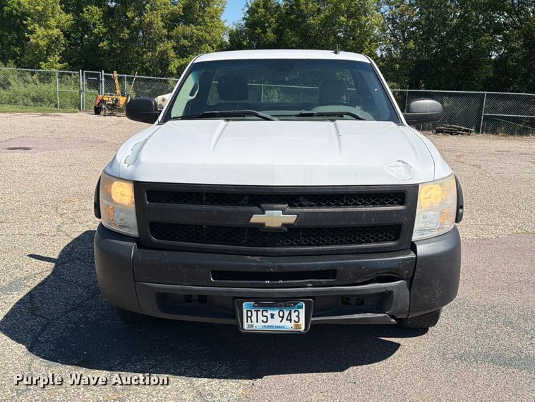 image for item EU0882 2009 Chevrolet Silverado 1500 pickup truck