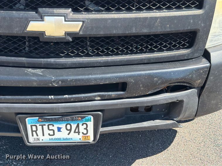 image for item EU0882 2009 Chevrolet Silverado 1500 pickup truck