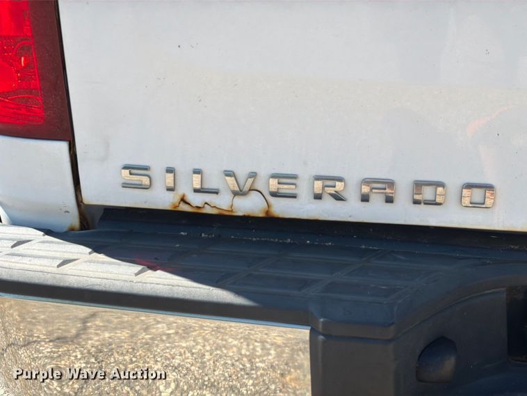 image for item EU0882 2009 Chevrolet Silverado 1500 pickup truck