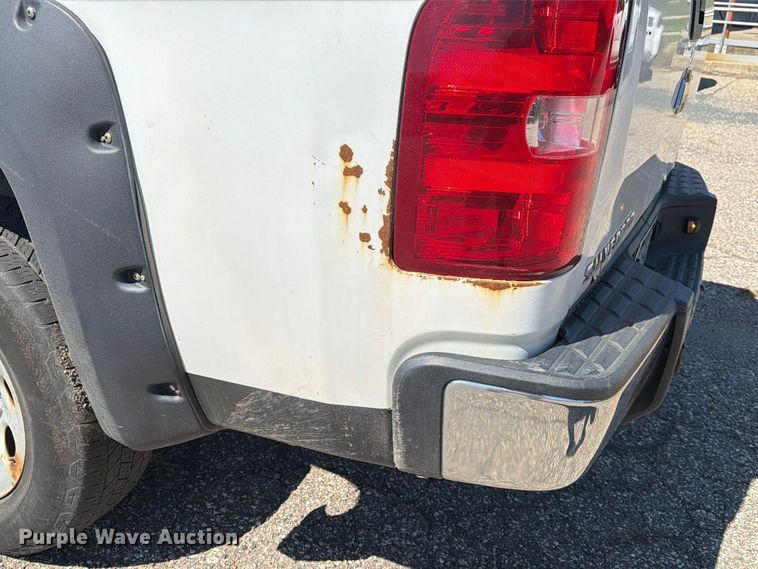 image for item EU0882 2009 Chevrolet Silverado 1500 pickup truck