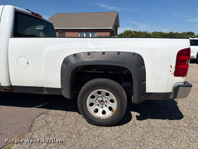 image for item EU0882 2009 Chevrolet Silverado 1500 pickup truck