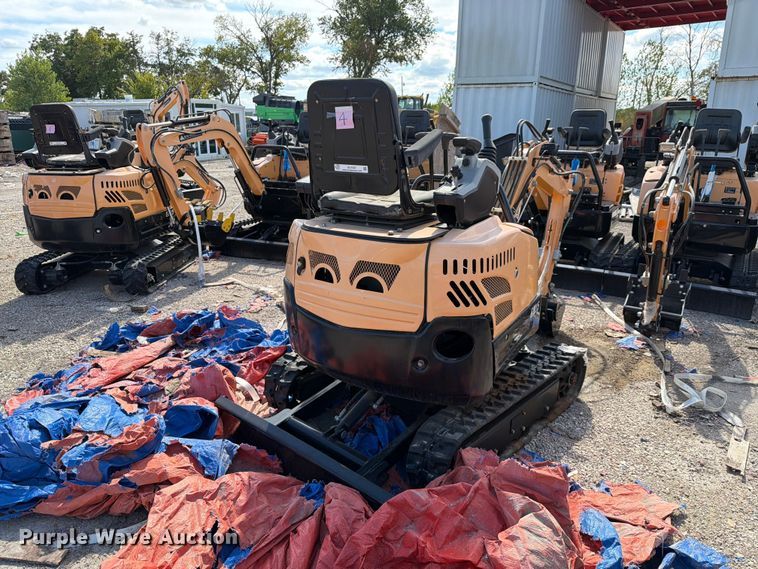 image for item EU1537 2024 Erie Industries EM15 mini excavator