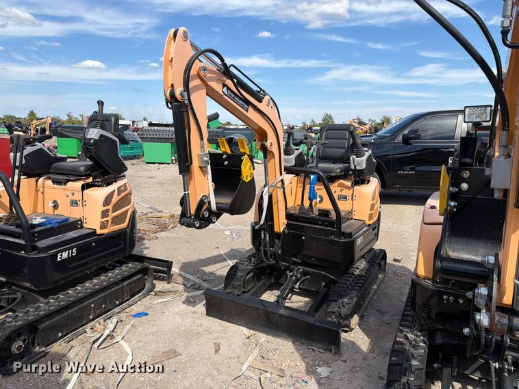 image for item EU1539 2024 Erie Industries EM15 mini excavator