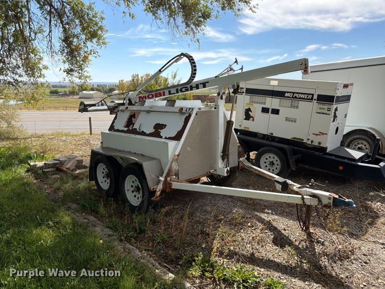 image for item EW2252 2006 Mobilight light plant
