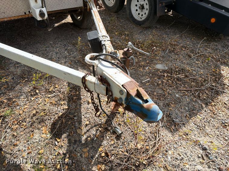 image for item EW2252 2006 Mobilight light plant