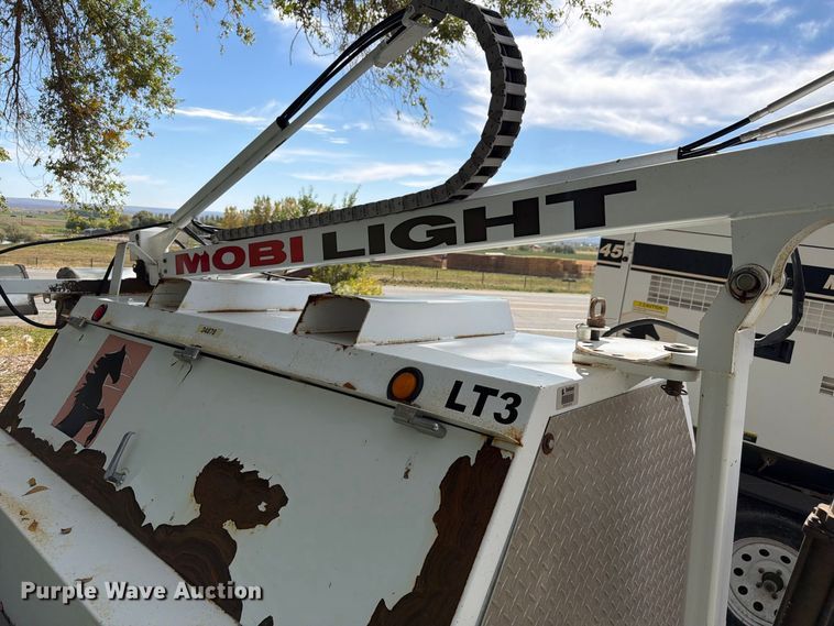 image for item EW2252 2006 Mobilight light plant