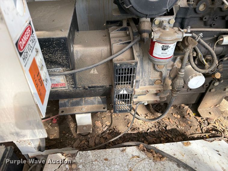 image for item EW2252 2006 Mobilight light plant