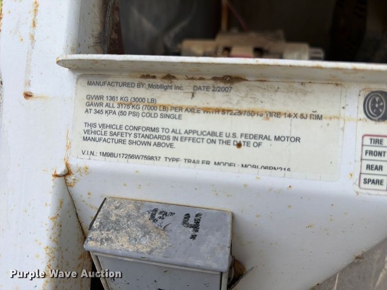 image for item EW2252 2006 Mobilight light plant