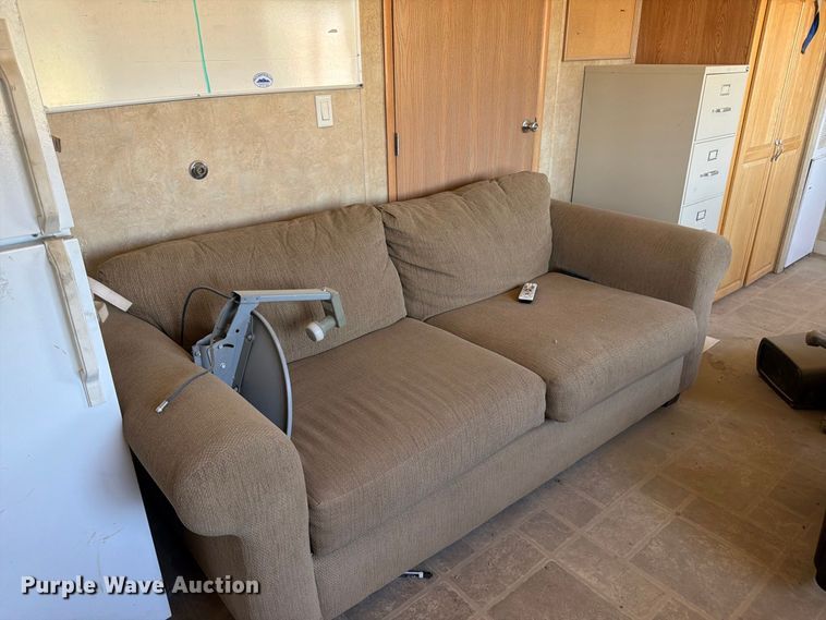 image for item EW2254 Skid mounted office