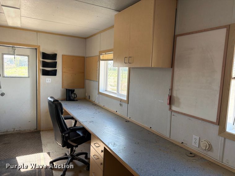 image for item EW2255 2005 Travco Office skid mounted office