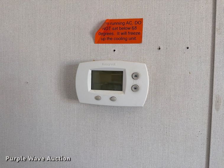 image for item EW2255 2005 Travco Office skid mounted office