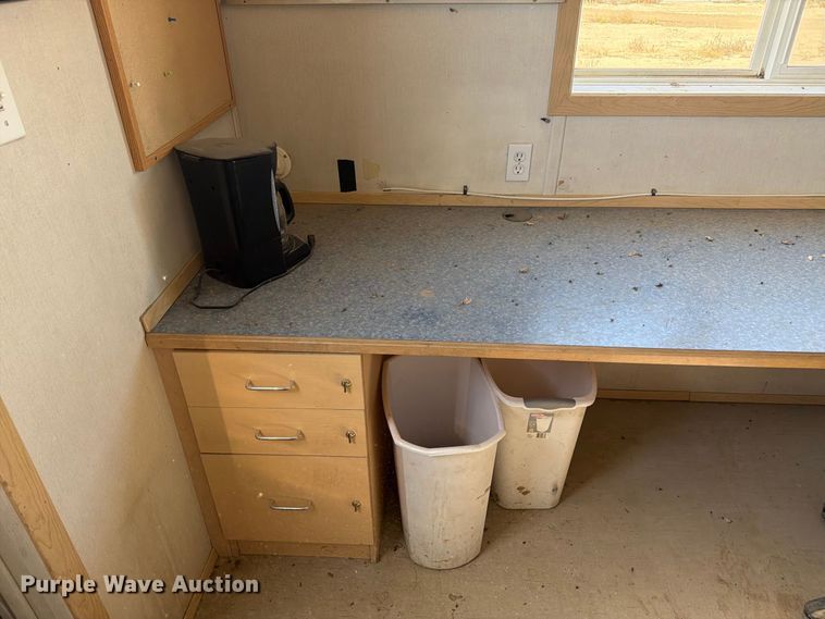image for item EW2255 2005 Travco Office skid mounted office