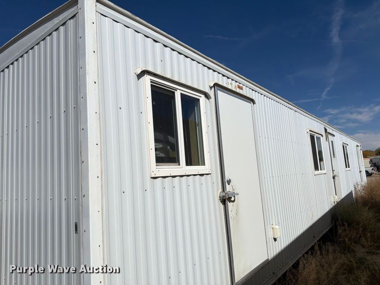 image for item EW2256 Skid mounted living quarters