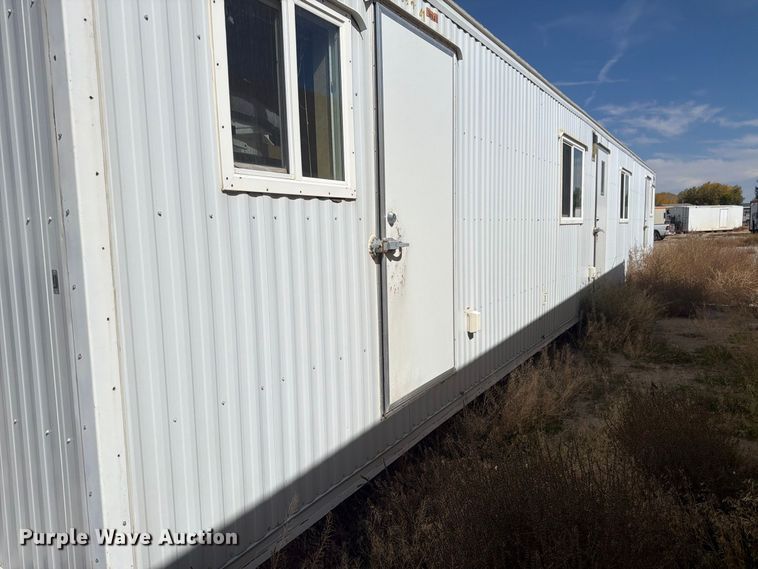 image for item EW2256 Skid mounted living quarters
