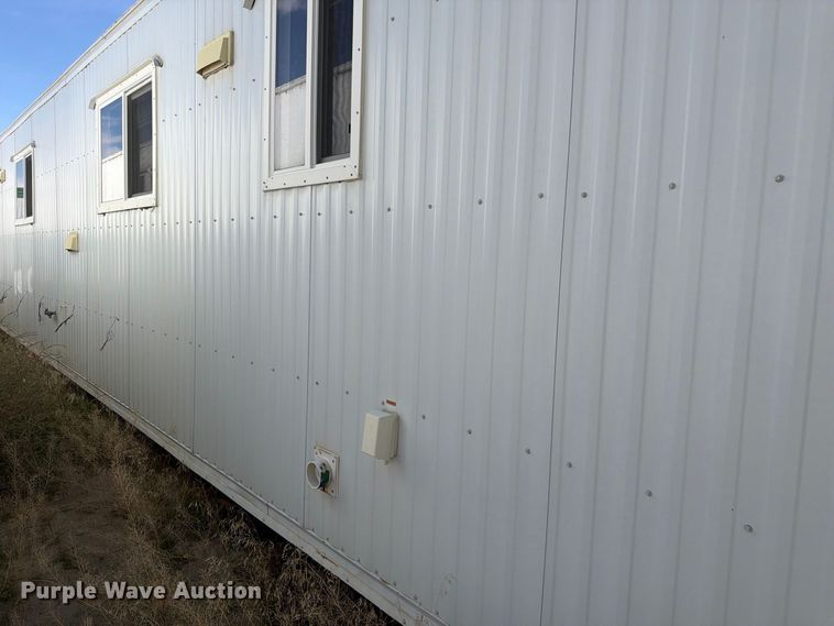 image for item EW2256 Skid mounted living quarters