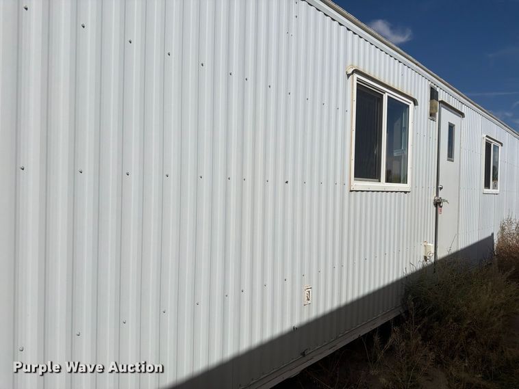 image for item EW2256 Skid mounted living quarters