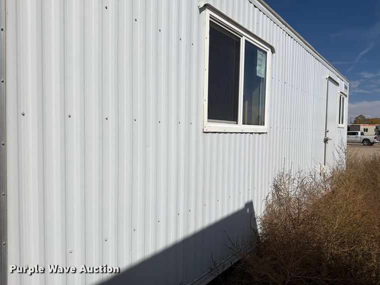 image for item EW2256 Skid mounted living quarters