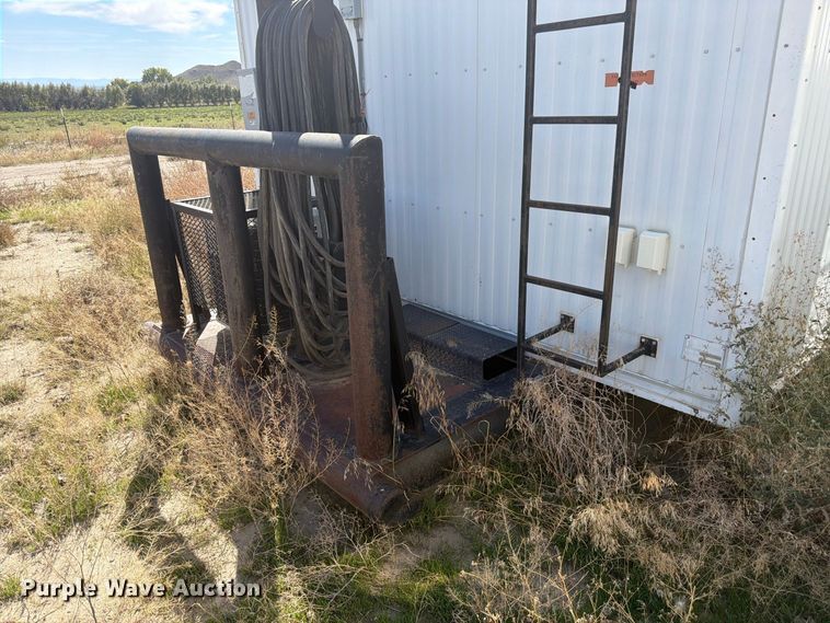 image for item EW2256 Skid mounted living quarters