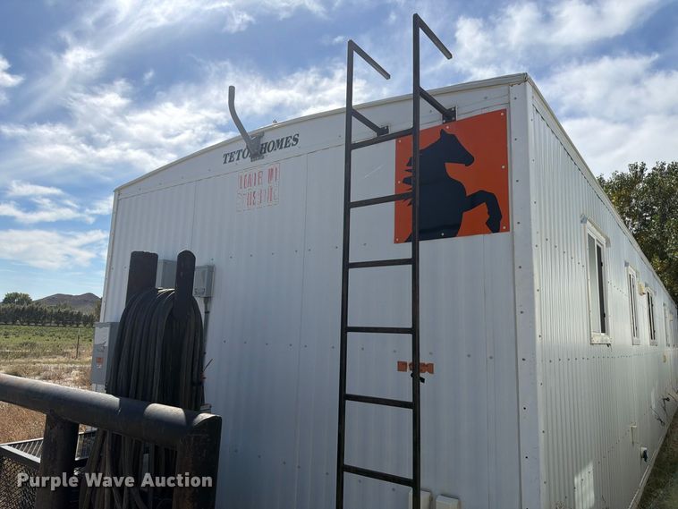 image for item EW2256 Skid mounted living quarters