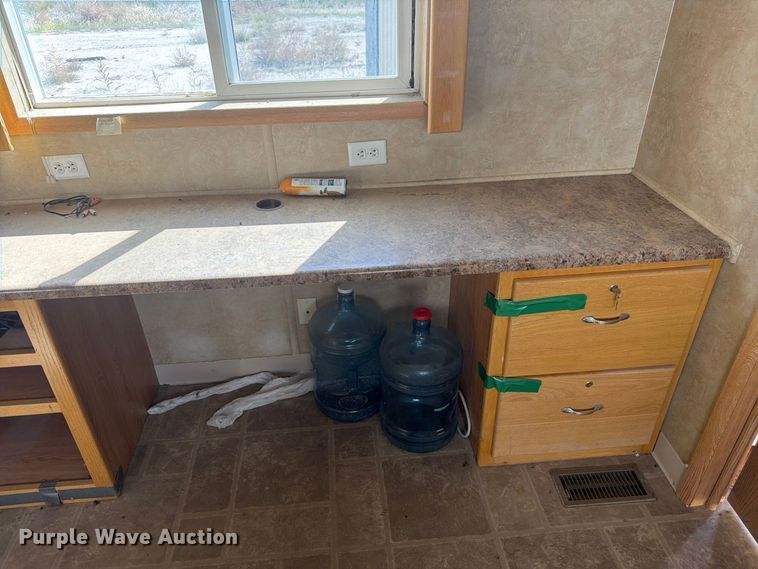 image for item EW2256 Skid mounted living quarters