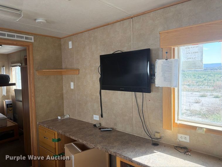 image for item EW2256 Skid mounted living quarters
